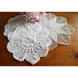 3 Doilies Doily Crocheted Doily Ecru Vintage Doilies U5